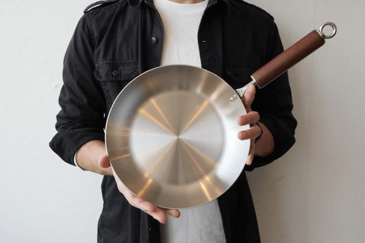 クーベルのステンレスフライパンがかっこいい！おすすめな理由3つ【丈夫・安全・カラバリ豊富】